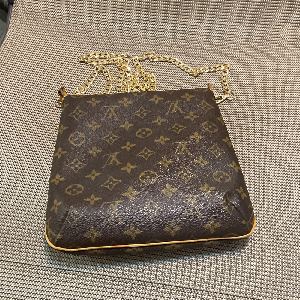 Louis Vuitton Monogram Canvas Crossbody CA0998 - Picture 5 of 16